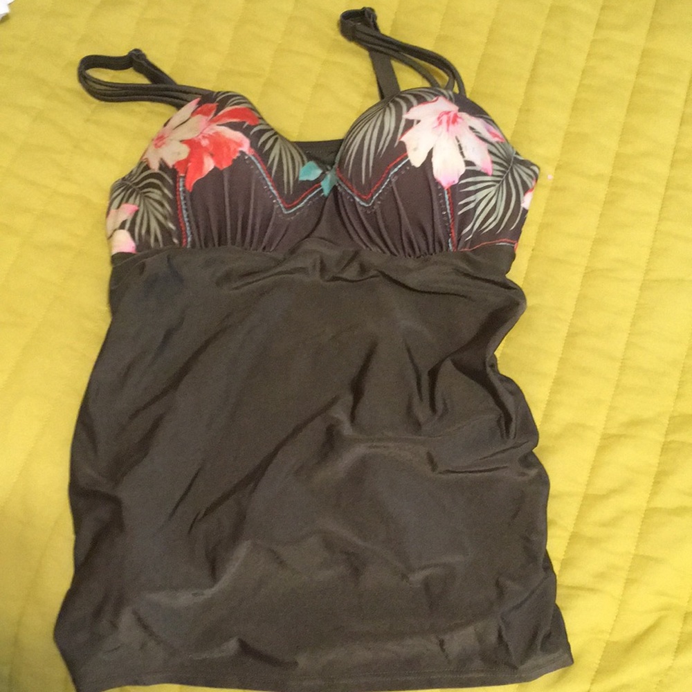 Tropical cacique tankini 36DD